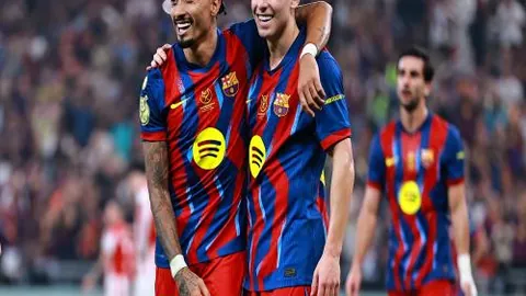 巴萨女足5、6球精准任意球死角破门，惊艳全场！